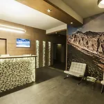 Zawrat & Hotel