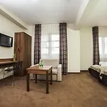 Hotel Zawrat & 3*