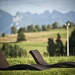 Hotel Zawrat &