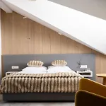 Zawrat & Hotel 3*