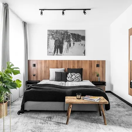 Zawrat - Blisko Natury 3*