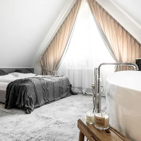 Zawrat - Blisko Natury 3*