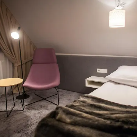 Hotel Zawrat - Blisko Natury Bialka Tatrzanska