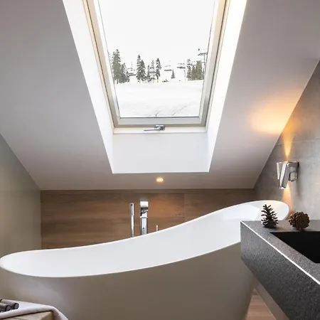Hotel Zawrat &